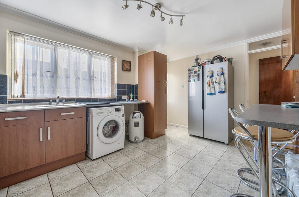 1316843-14-685d32...