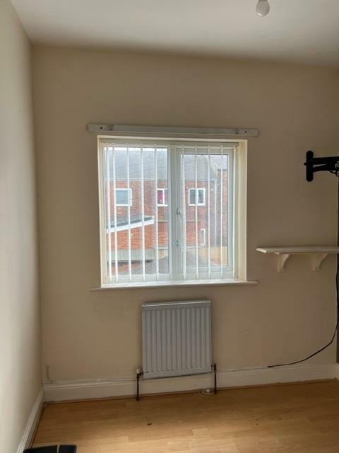 Bedroom 2a.jpg