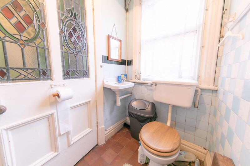 Ground floor washroom