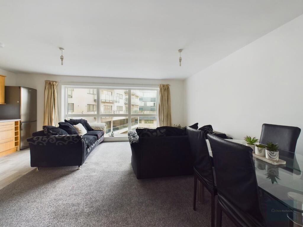 CAM02549G0-PR0130-ST