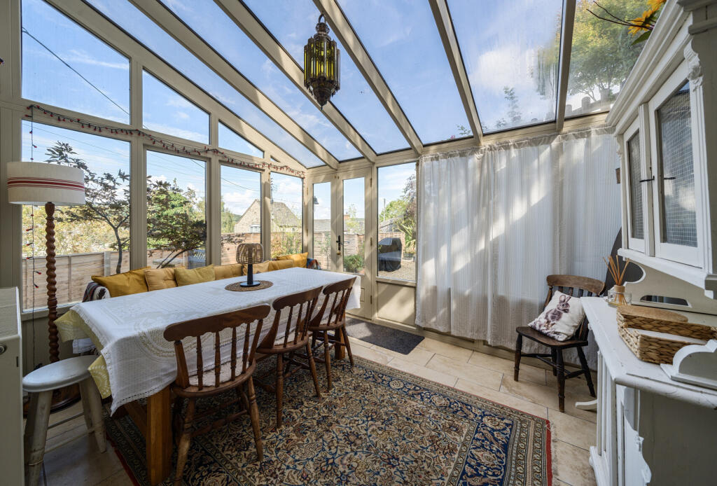 1345667-9-68ade32...