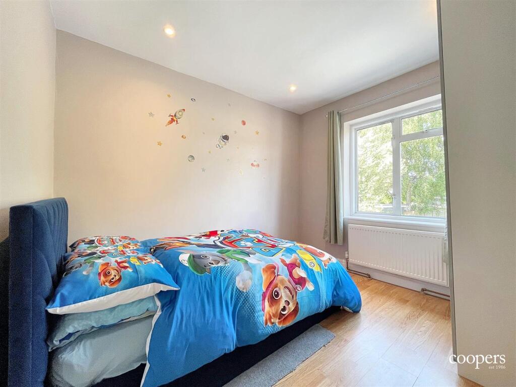 Bedroom 3 (12).jpg