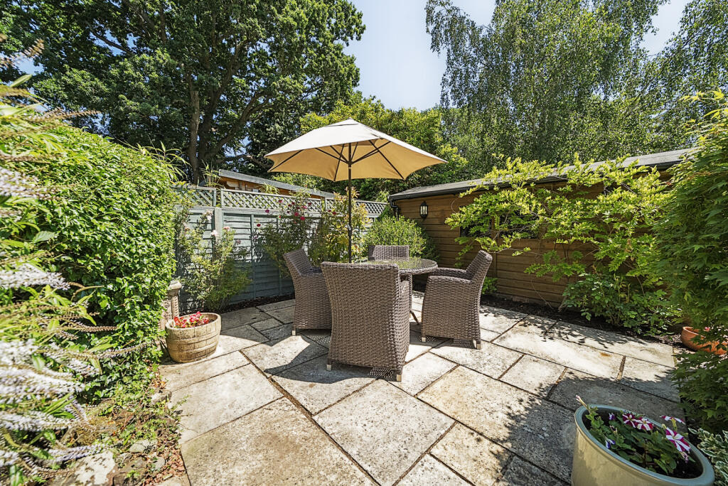 1311540-33-6852a8...