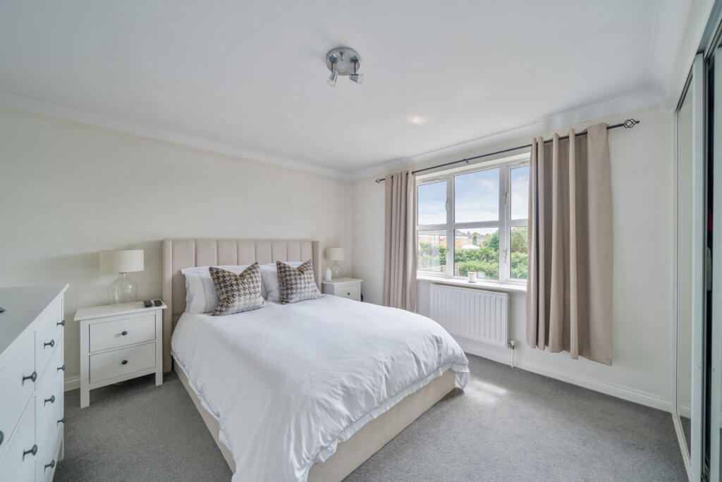 1332169-22-688a12...