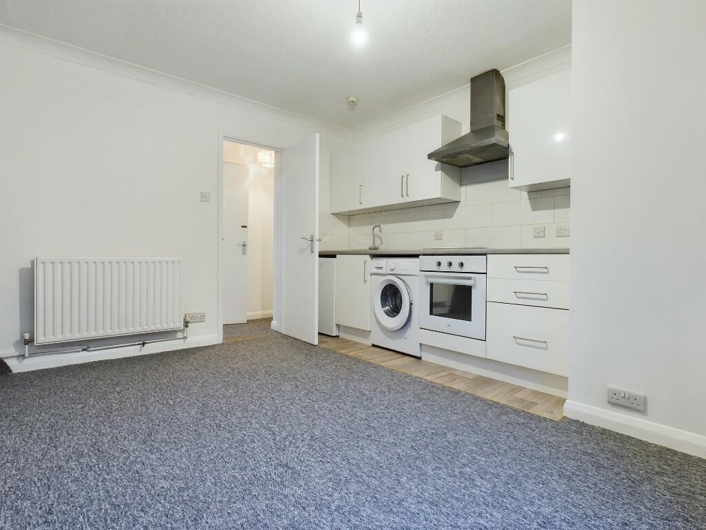 Living/Kitchen
