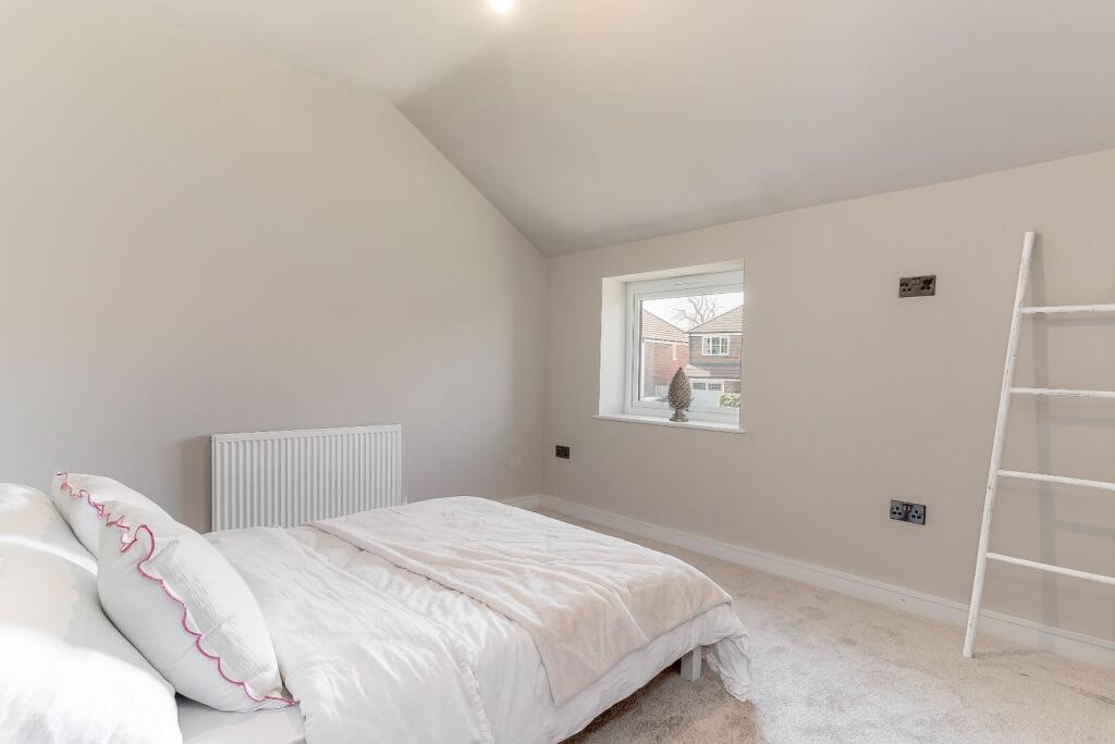 Bedroom 2.jpg