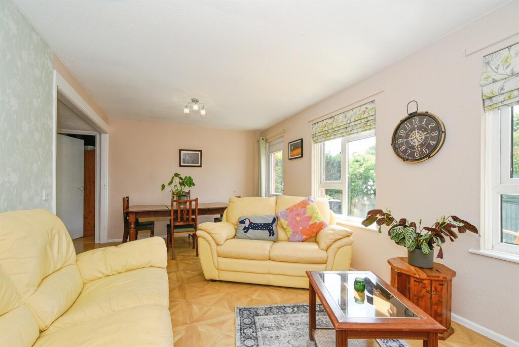 Living / Dining Room