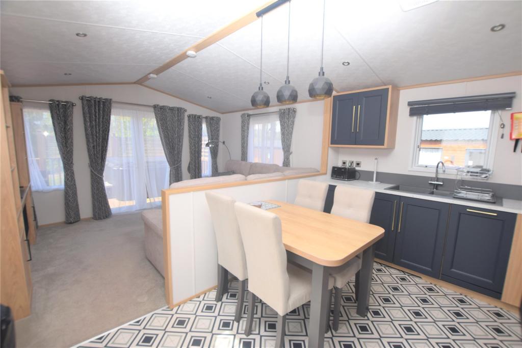 Kitchen/Living