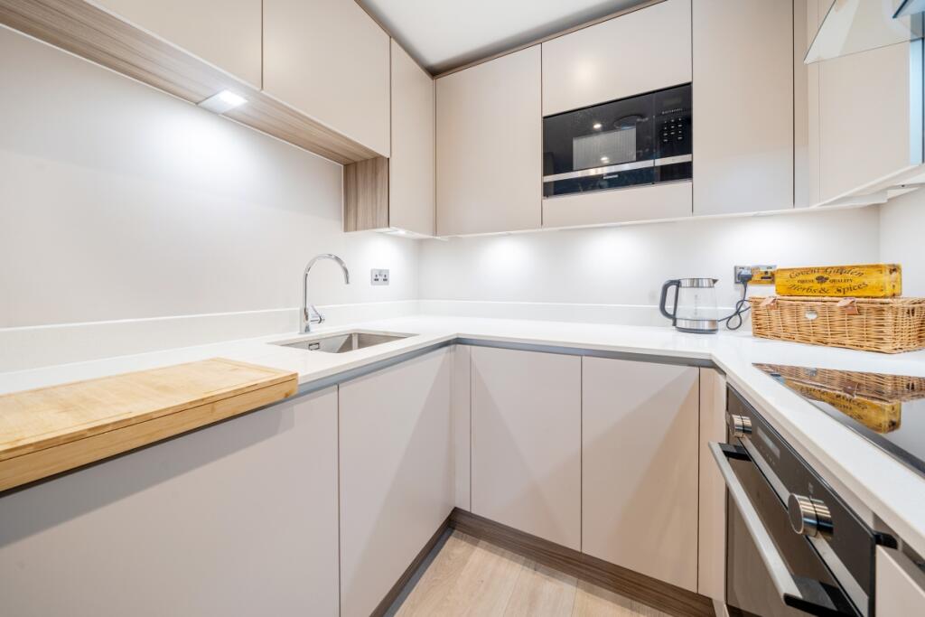 1332117-9-6888945...