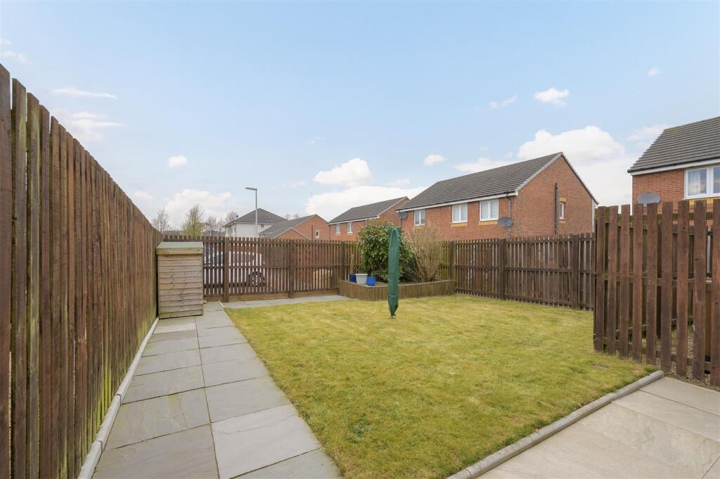 52 Middlebank Rise 026.jpg