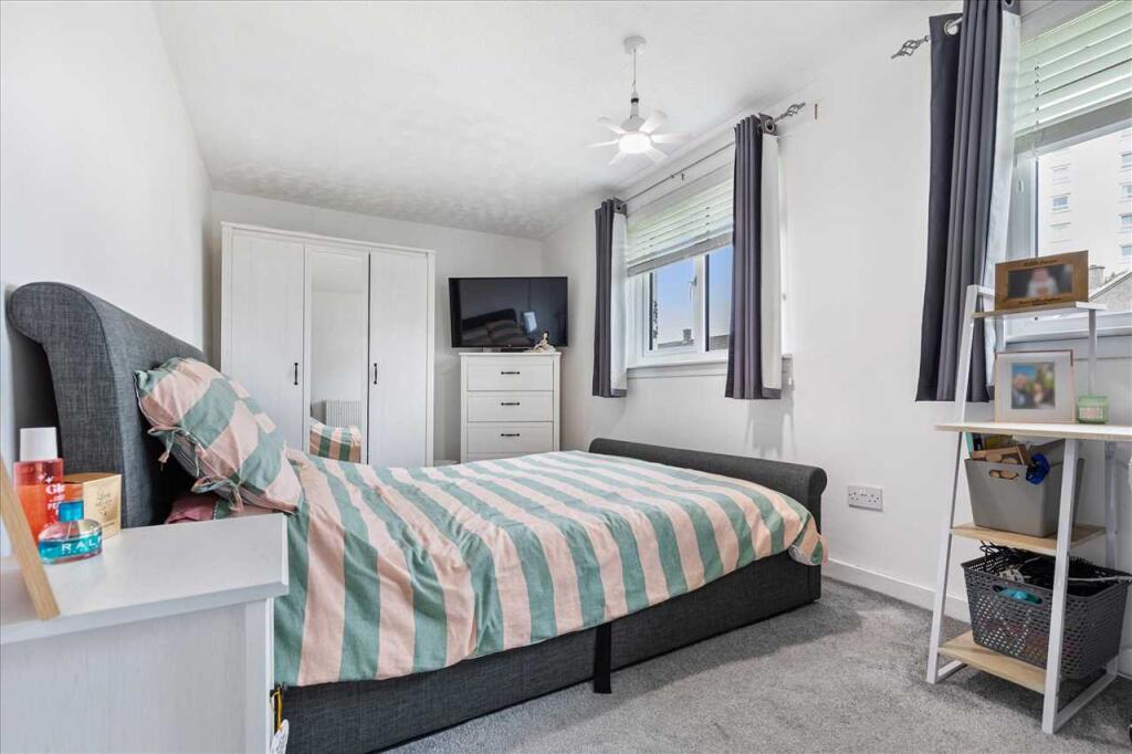 Bedroom One (1)