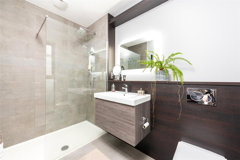 Ensuite One
