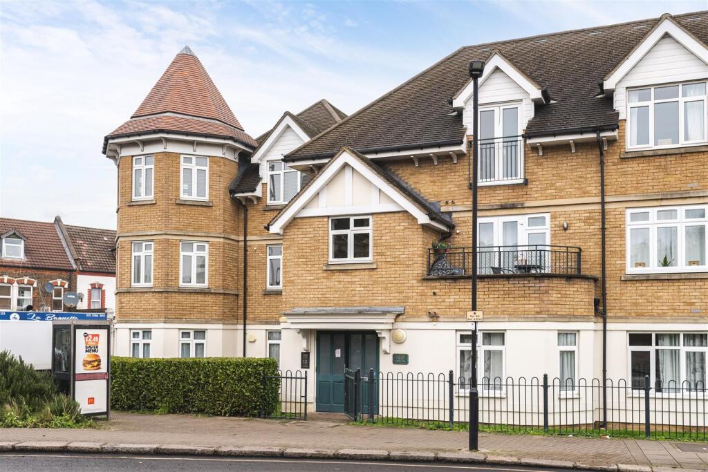 3 Pasters Court-15.jpg