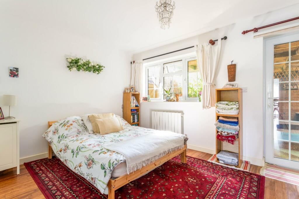 Abbotsbury Close-1.jpg