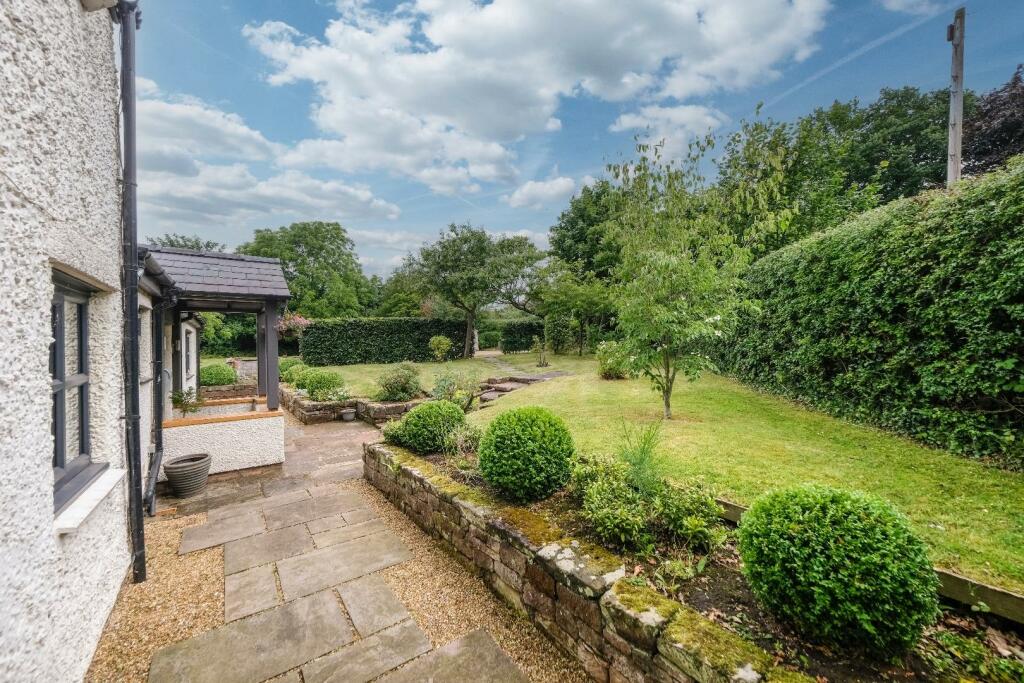 Pebble Cottage-006.JPG