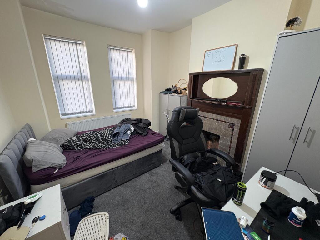 WhatsApp Image 2025-11-21 at 15.31.46.jpeg