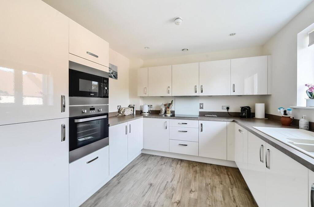 66f13e89ad48a-l-1190170 (5).jpg