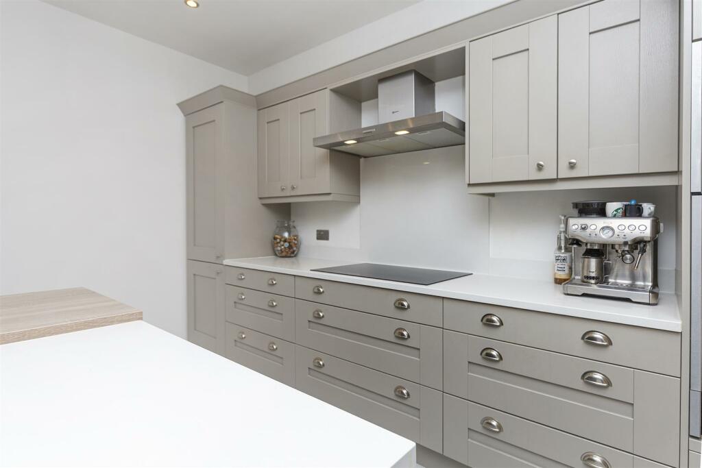 Bramleys Estate Agents - Snelsins Road - Cleckheat
