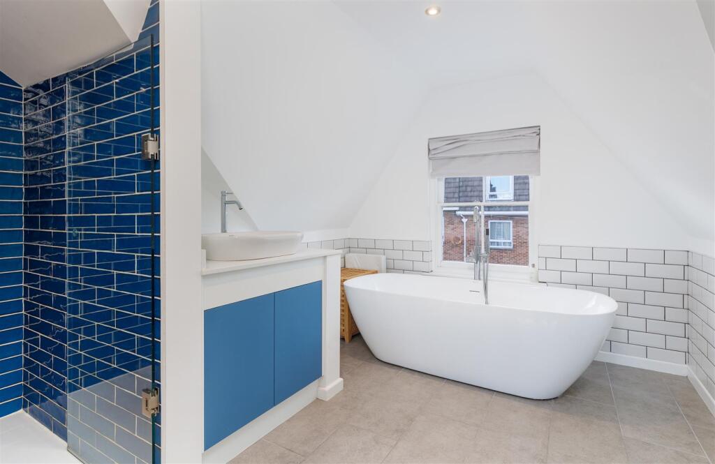 Ensuite bathroom