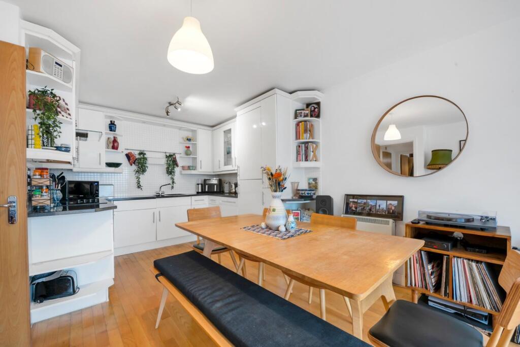 Kitchen/reception room