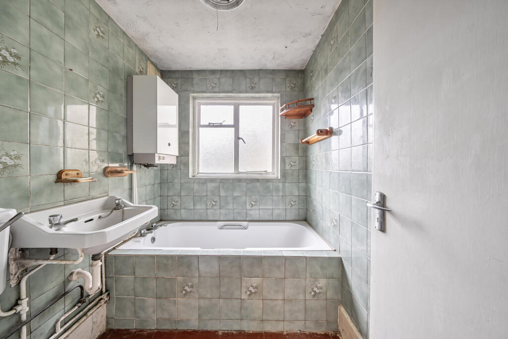 1386148-11-692860...