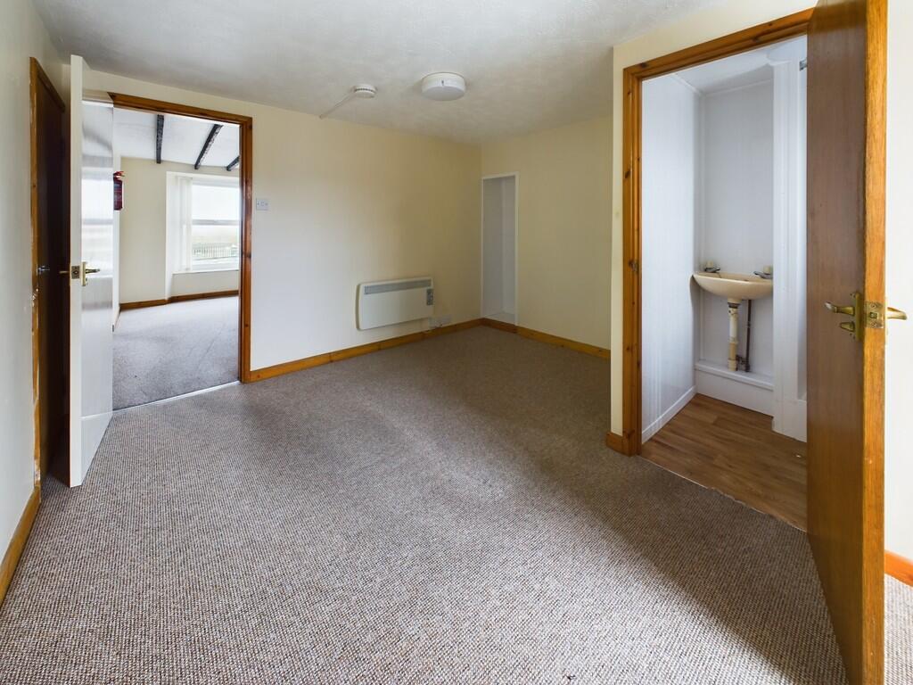 CAM03974G0-PR0101...