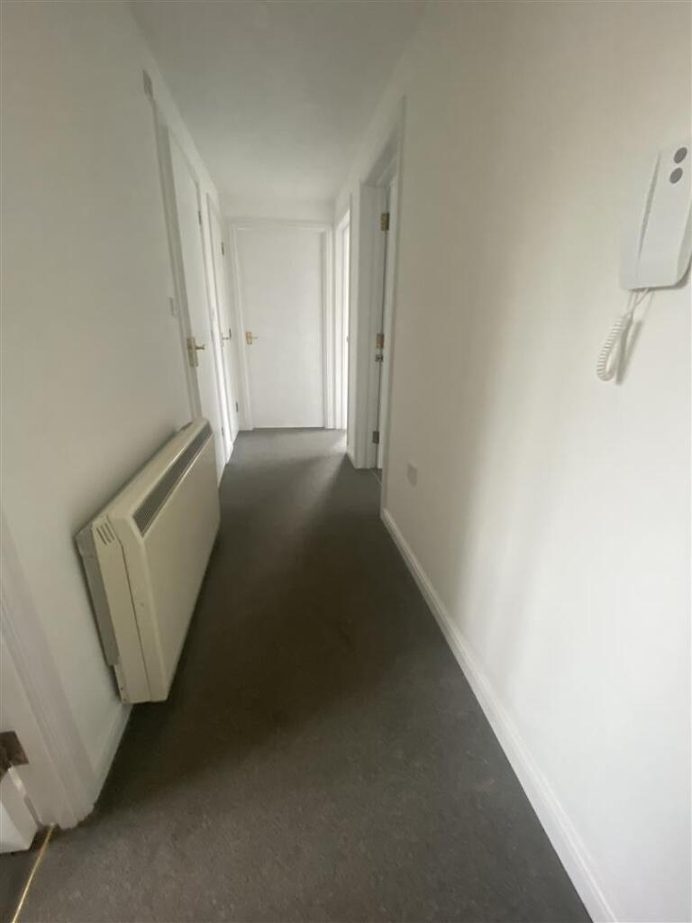 4 Bentall Hallway.jpg