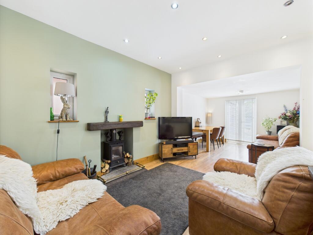 Open Plan Living/Kitchen