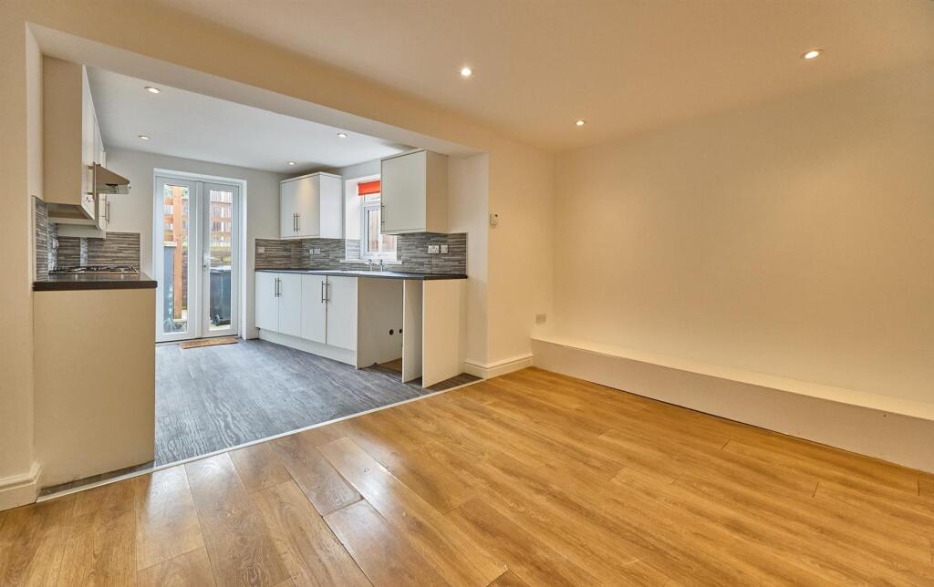 Open Plan Living Dining Fitted Kitchen