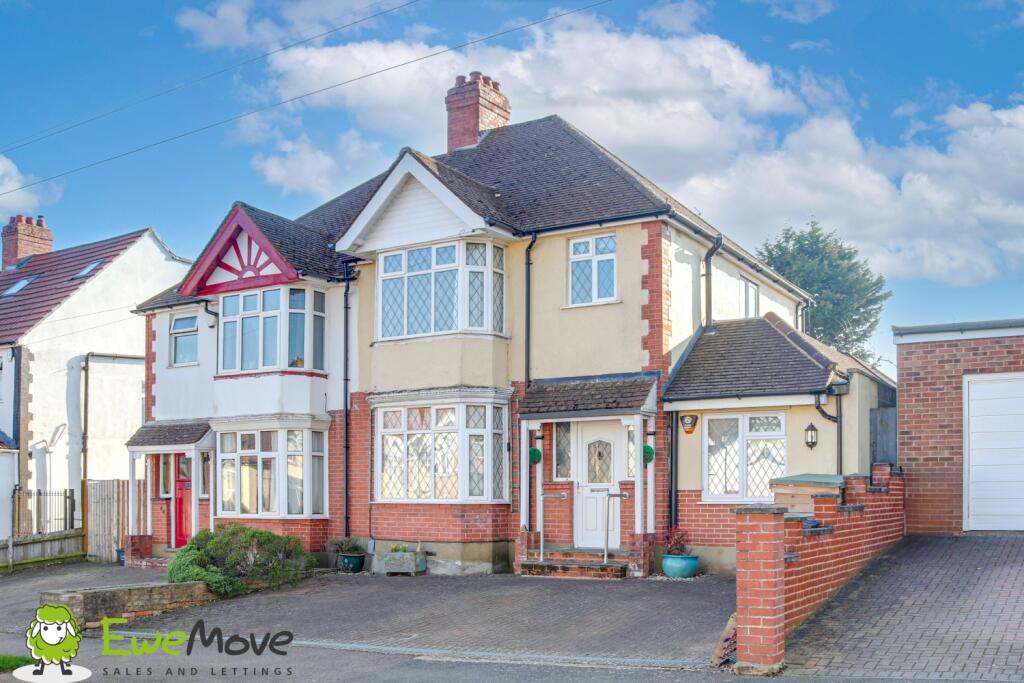 Popular 1930s Home - Ben Brind EweMove Estate Agen