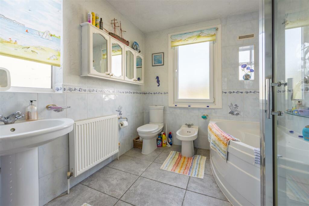Bathroon