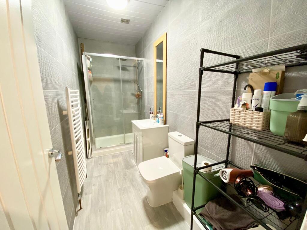 HOUSE BATHROOM