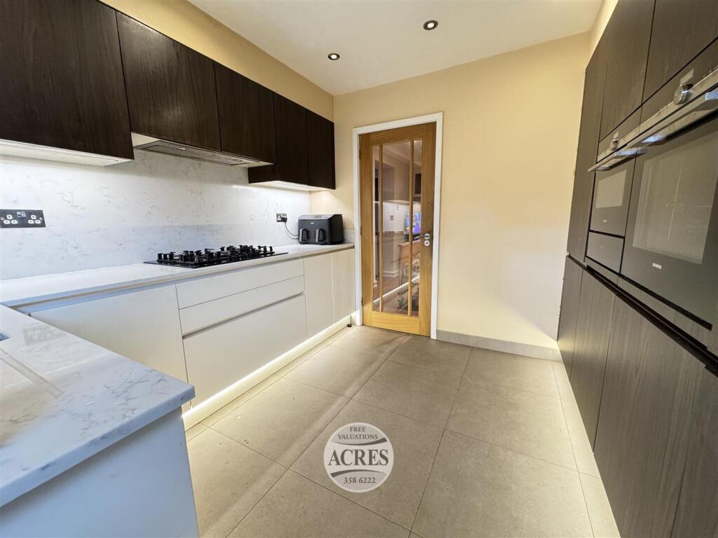 IMG_6290 (Large).jpg