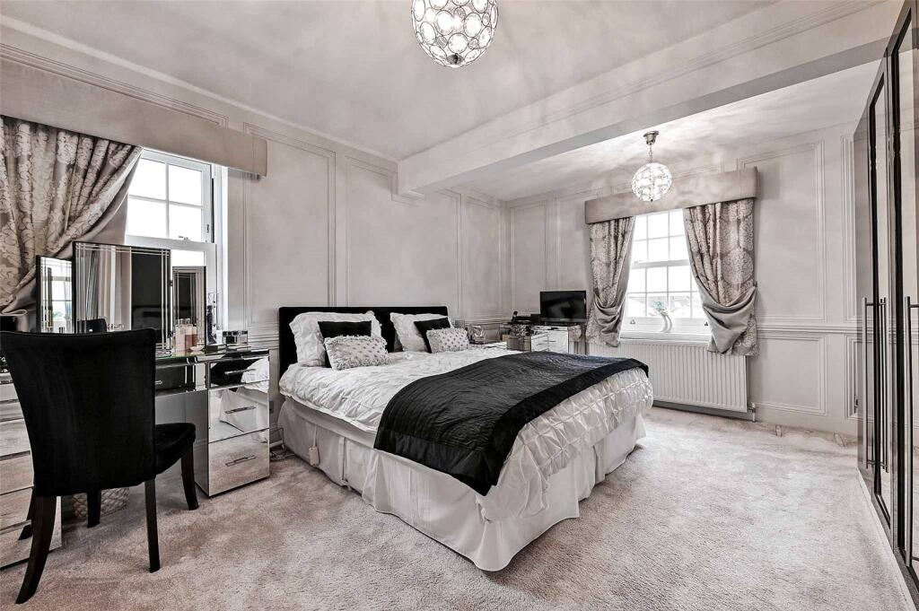 Principal Bedroom