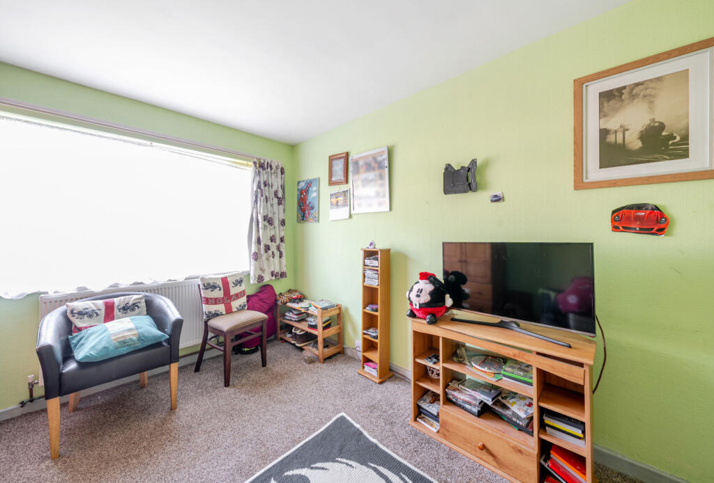 1335370-7-689b245...