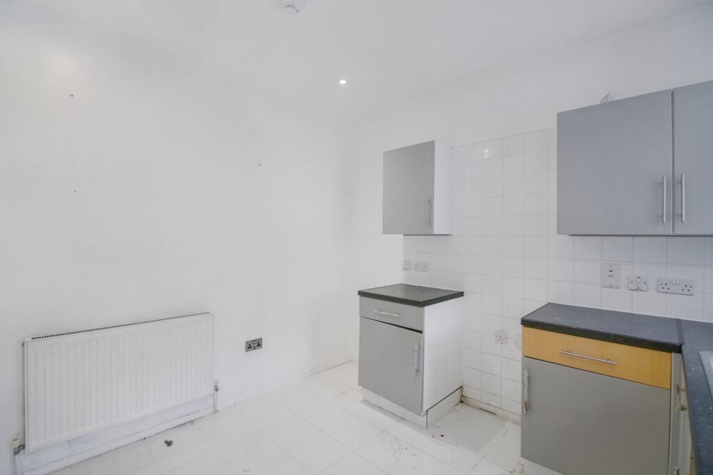 13 Tavistock Road, Stratford, London E15 4ER