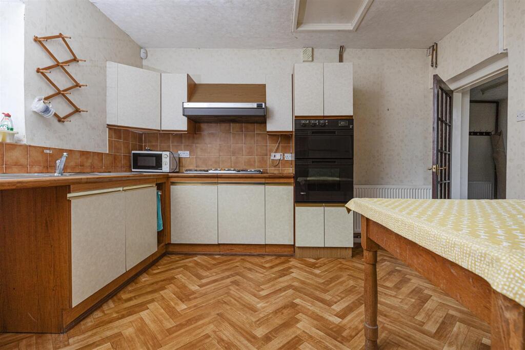 Bramleys Estate Agents - Leeds Road - Mirfield (3)
