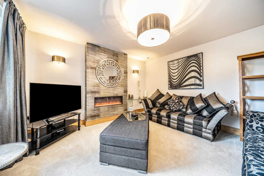 1360139-11-68ece61bc06c1