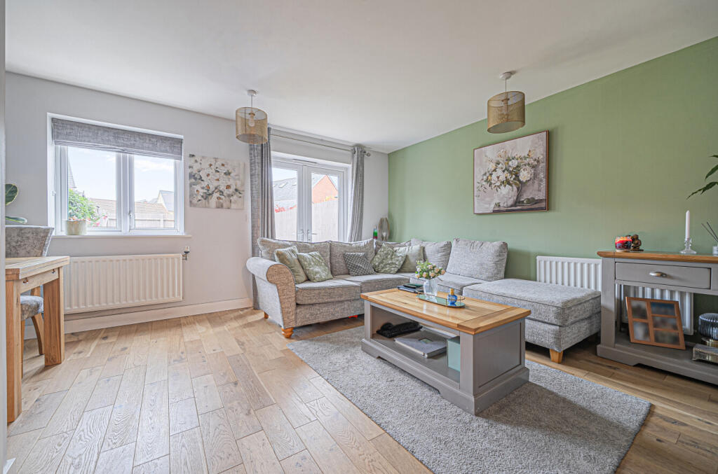 1375952-1-690cccb...