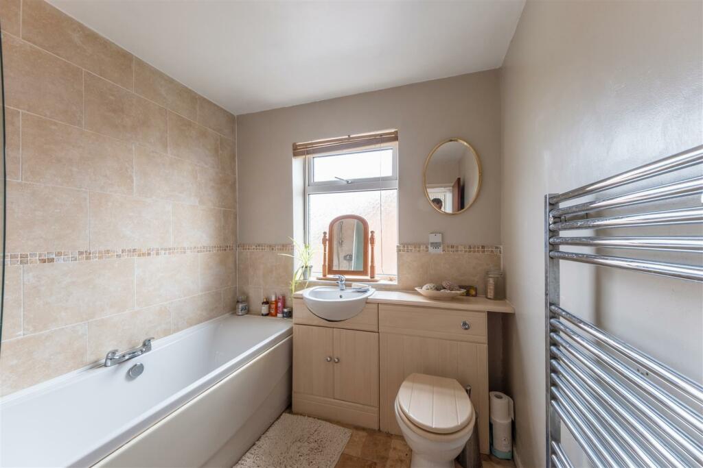 5 Moorlands Avenue-025.jpg