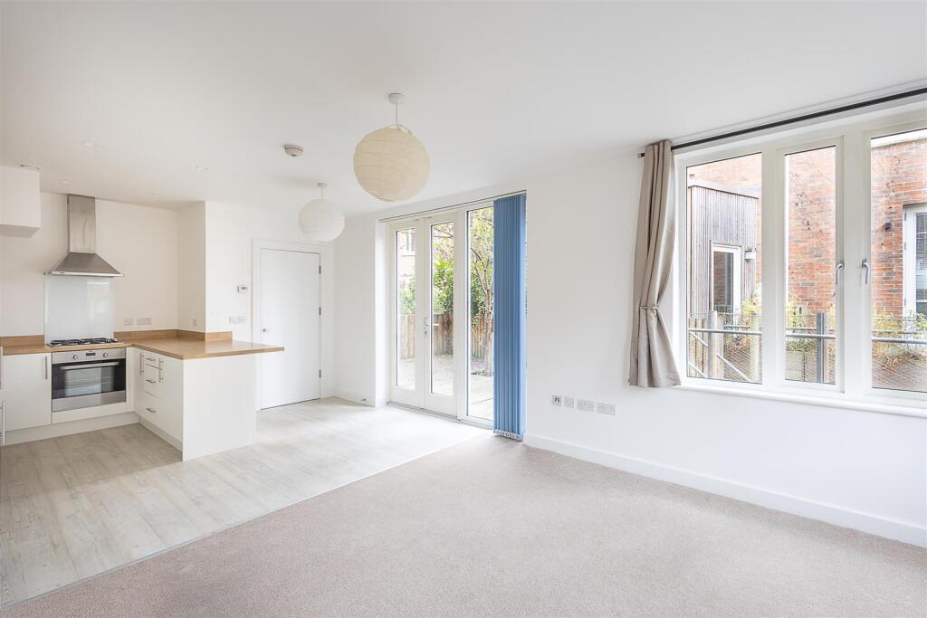 Open Plan Reception