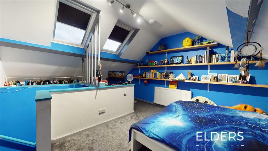 ATTIC ROOM