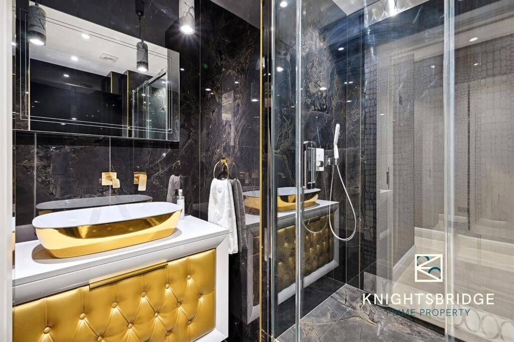 Apartment 4, 106 Park St (7).jpg