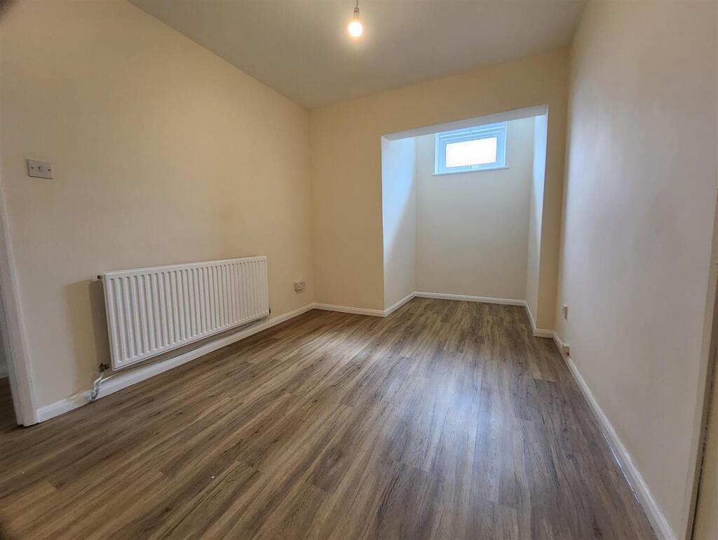 Bedroom.jpg