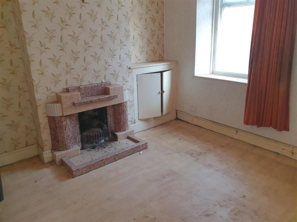 FRONT LIVING ROOM