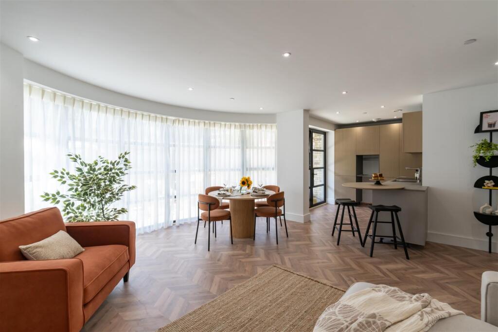 Show Home - Open Plan Living