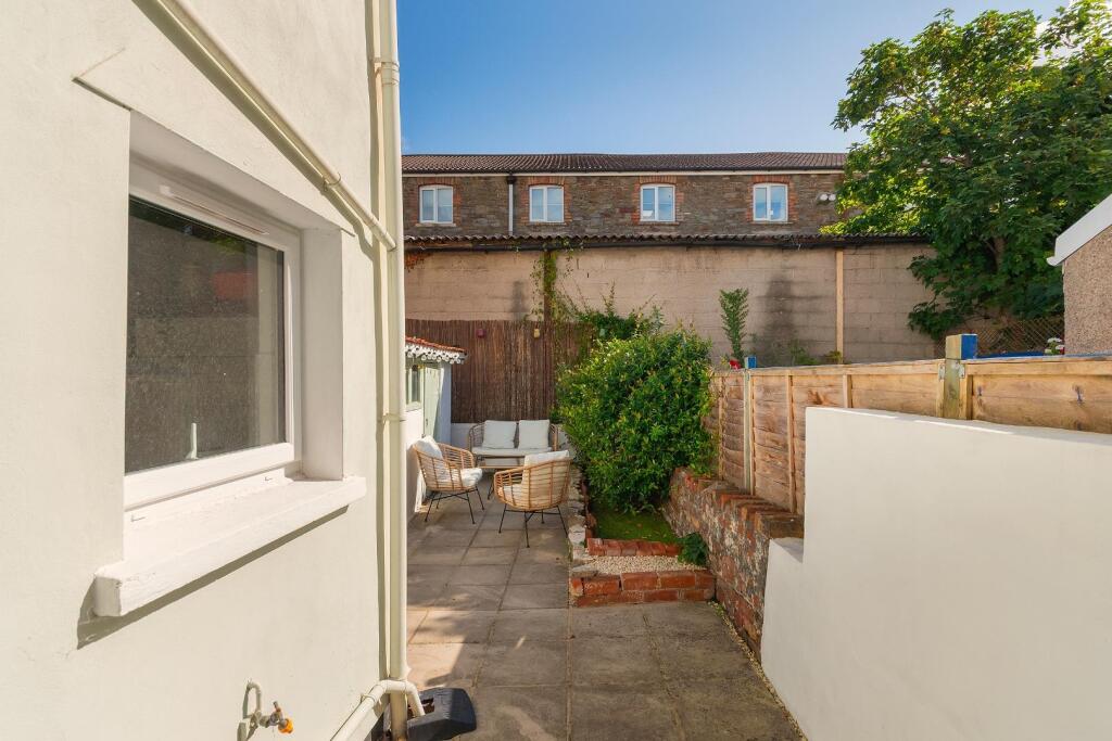 1W9SAN - External H.jpg