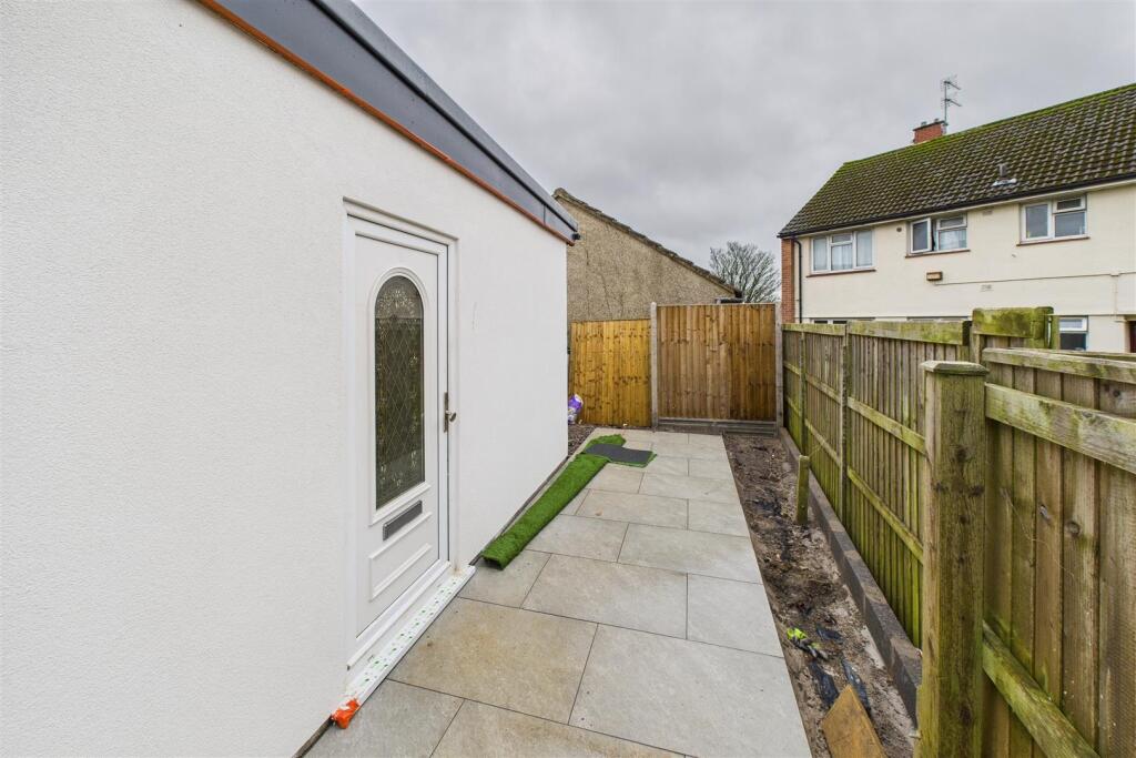 116 Mount Hill Road, Hanham, Bristol BS15 8QR | Fr