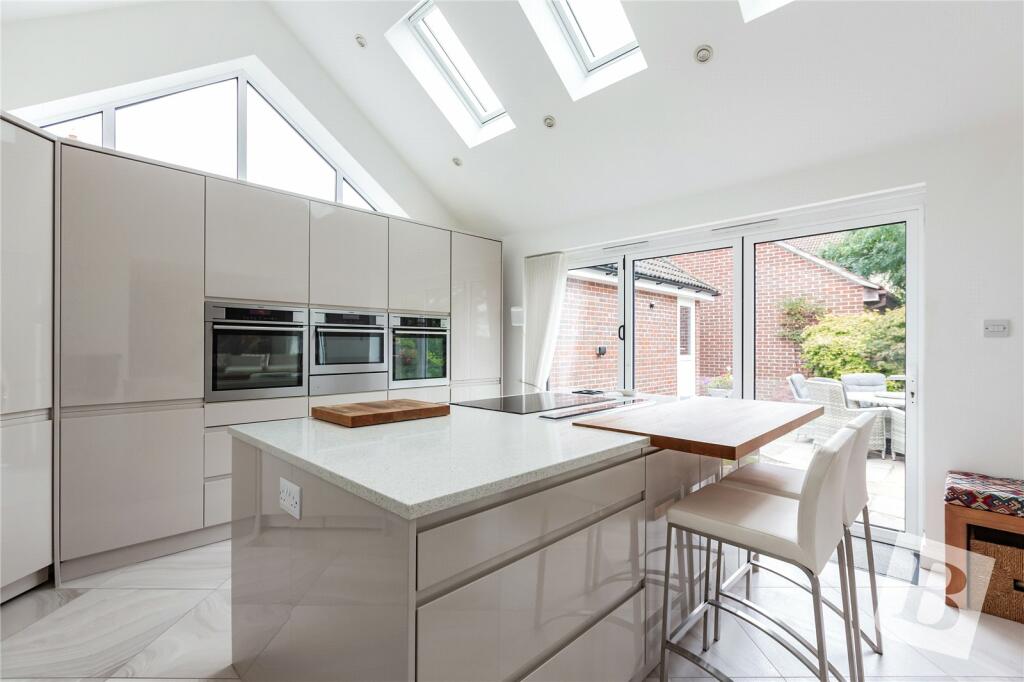 Kitchen/Breakfast Rm