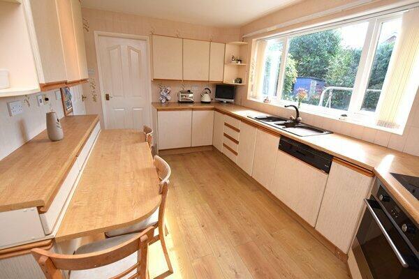 breakfast/kitchen
